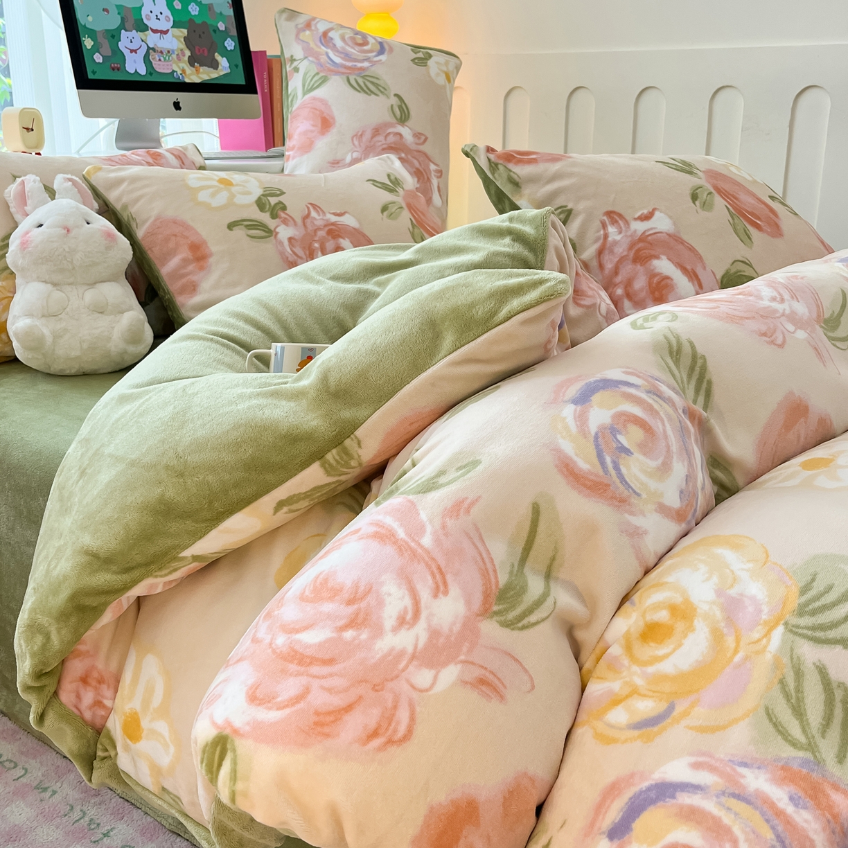 91家纺网 家纺一手货源 找家纺 启发 2025新款高克重小清新牛奶绒印花四件套 玫瑰庄园