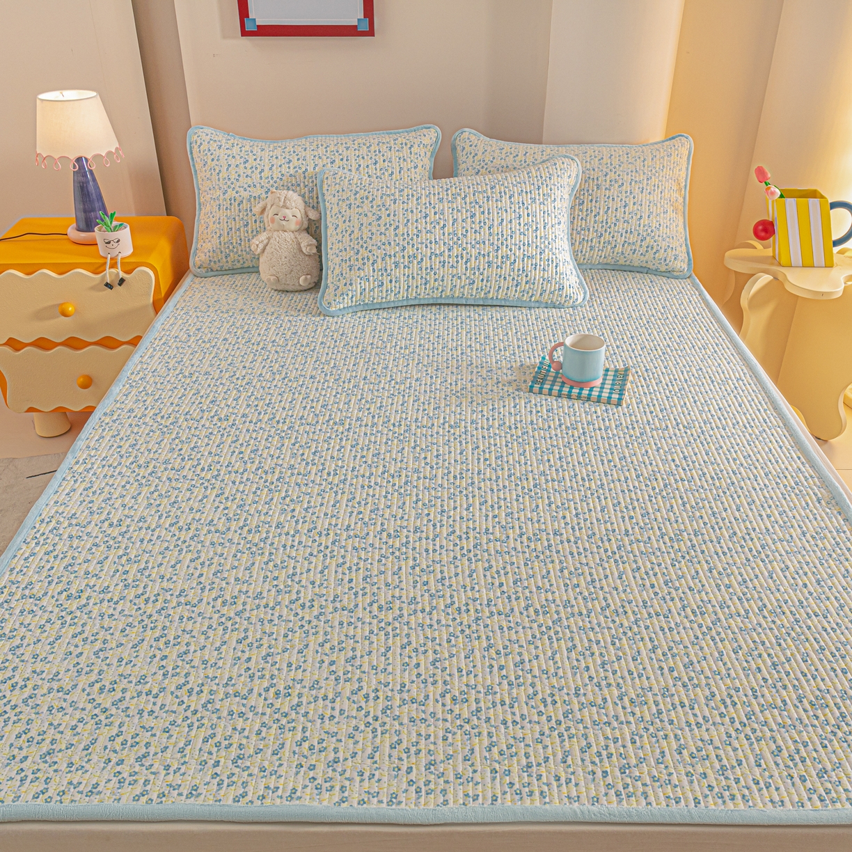 91家纺网 家纺一手货源 找家纺 恒尚居 2025新款A版全棉B版牛奶绒夹棉床褥垫A类四季可用学生床垫-秋冬款三件套系列三 雪兰【A纯棉-B牛奶绒】