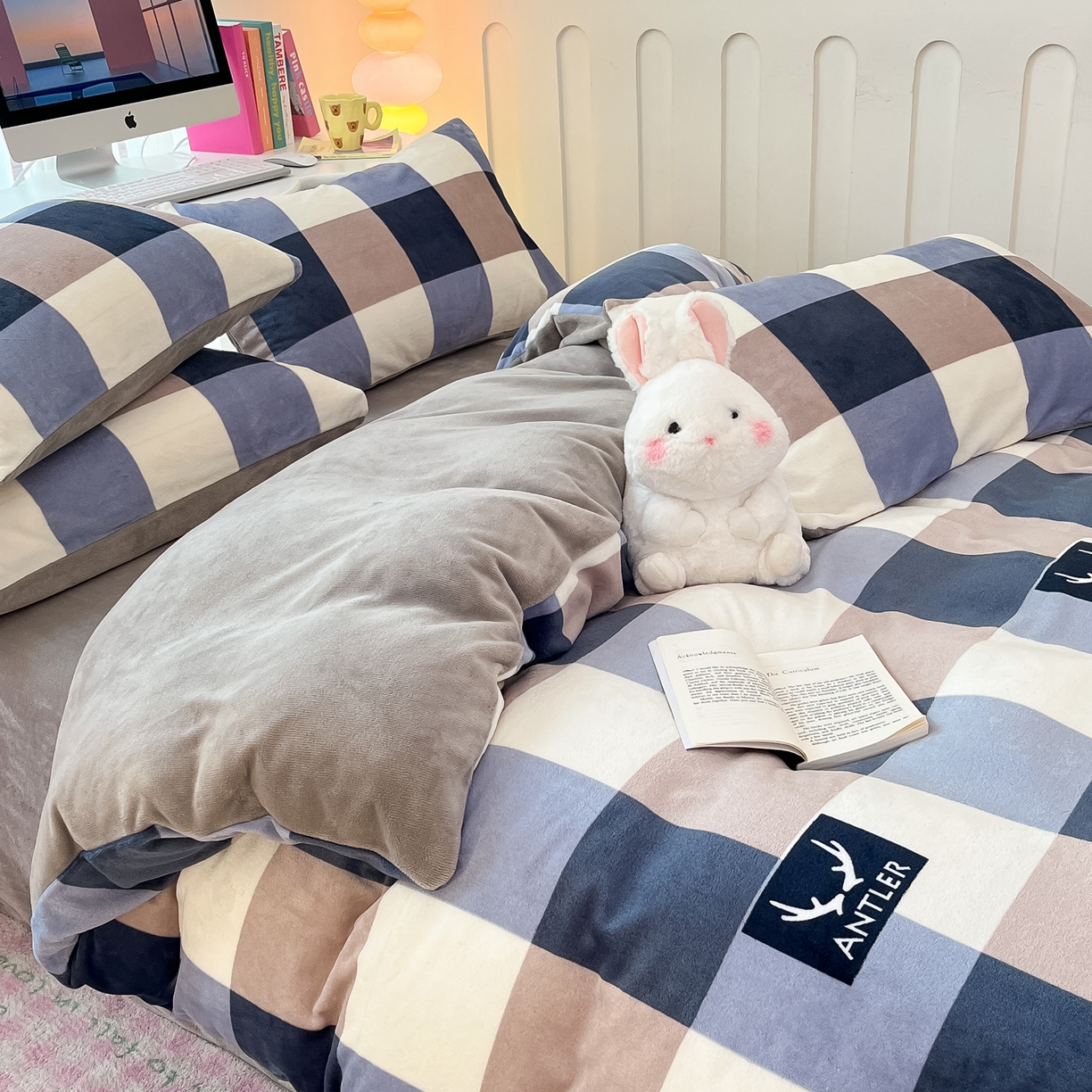 91家纺网 家纺一手货源 找家纺 启发 2025新款高克重小清新牛奶绒印花四件套 梦鹿