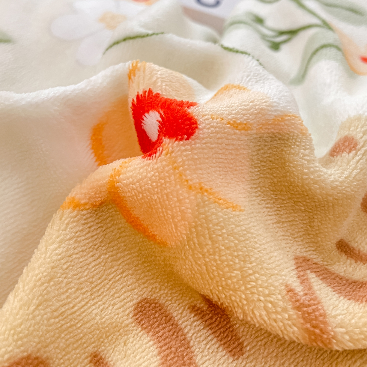 91家纺网 家纺一手货源 找家纺 启发 2025新款高克重小清新牛奶绒印花四件套 抒情花季