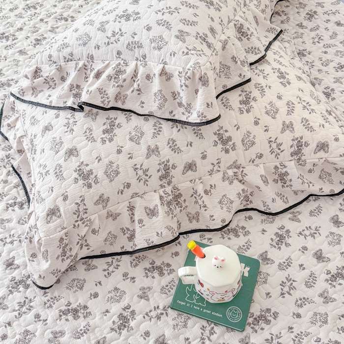 91家纺网 家纺一手货源 找家纺 小萌虎 2025新款A类云感原麻双层纱花边床盖四件套 浅画【花边款】