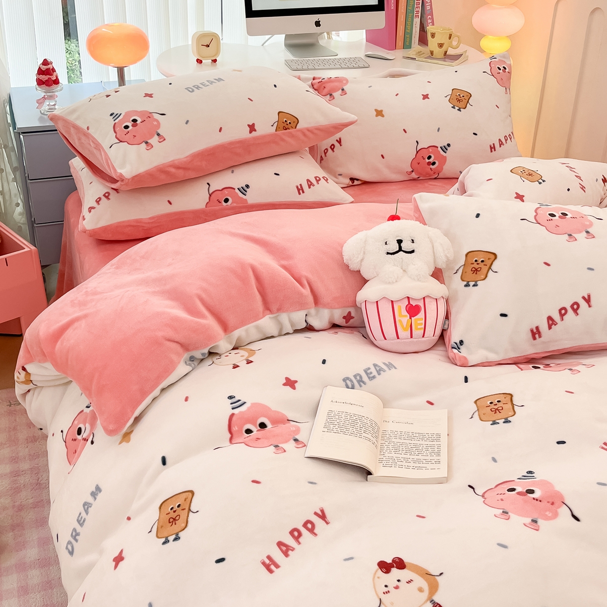 91家纺网 家纺一手货源 找家纺 启发 2025新款高克重小清新牛奶绒印花四件套 甜甜圈