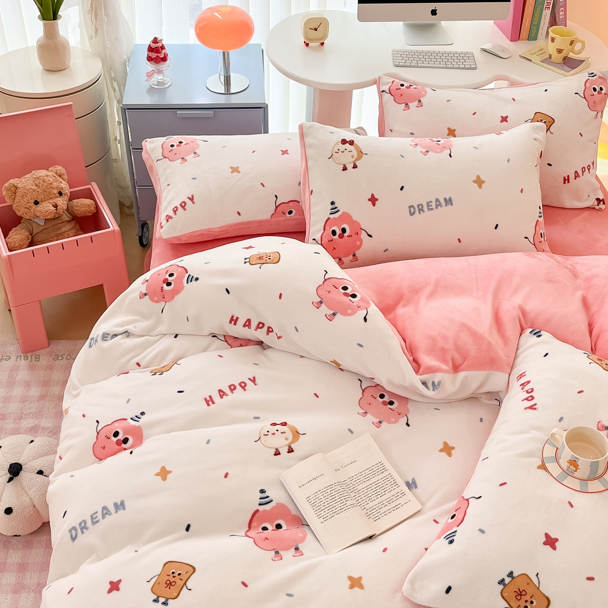 91家纺网 家纺一手货源 找家纺 启发 2025新款高克重小清新牛奶绒印花四件套 甜甜圈