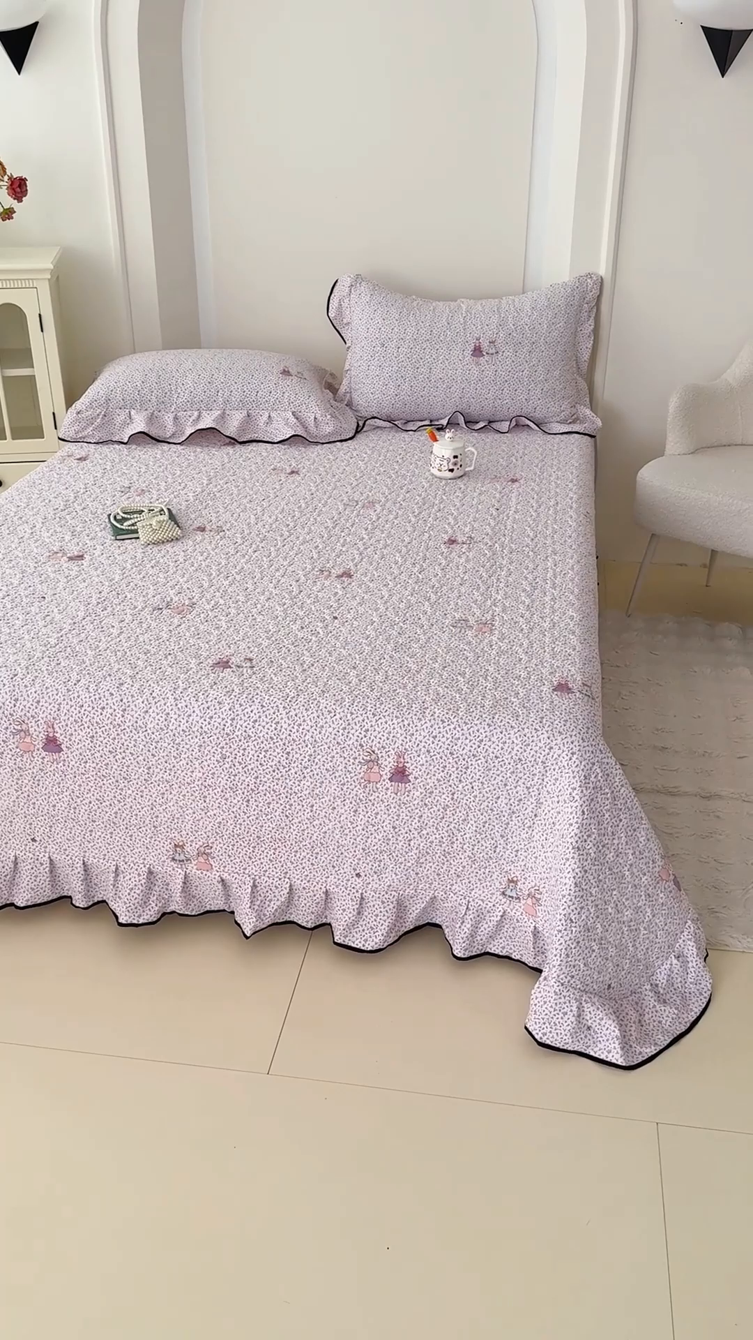 91家纺网 家纺一手货源 找家纺 小萌虎 2025新款A类云感原麻双层纱花边床盖四件套 寻梦紫【花边款】