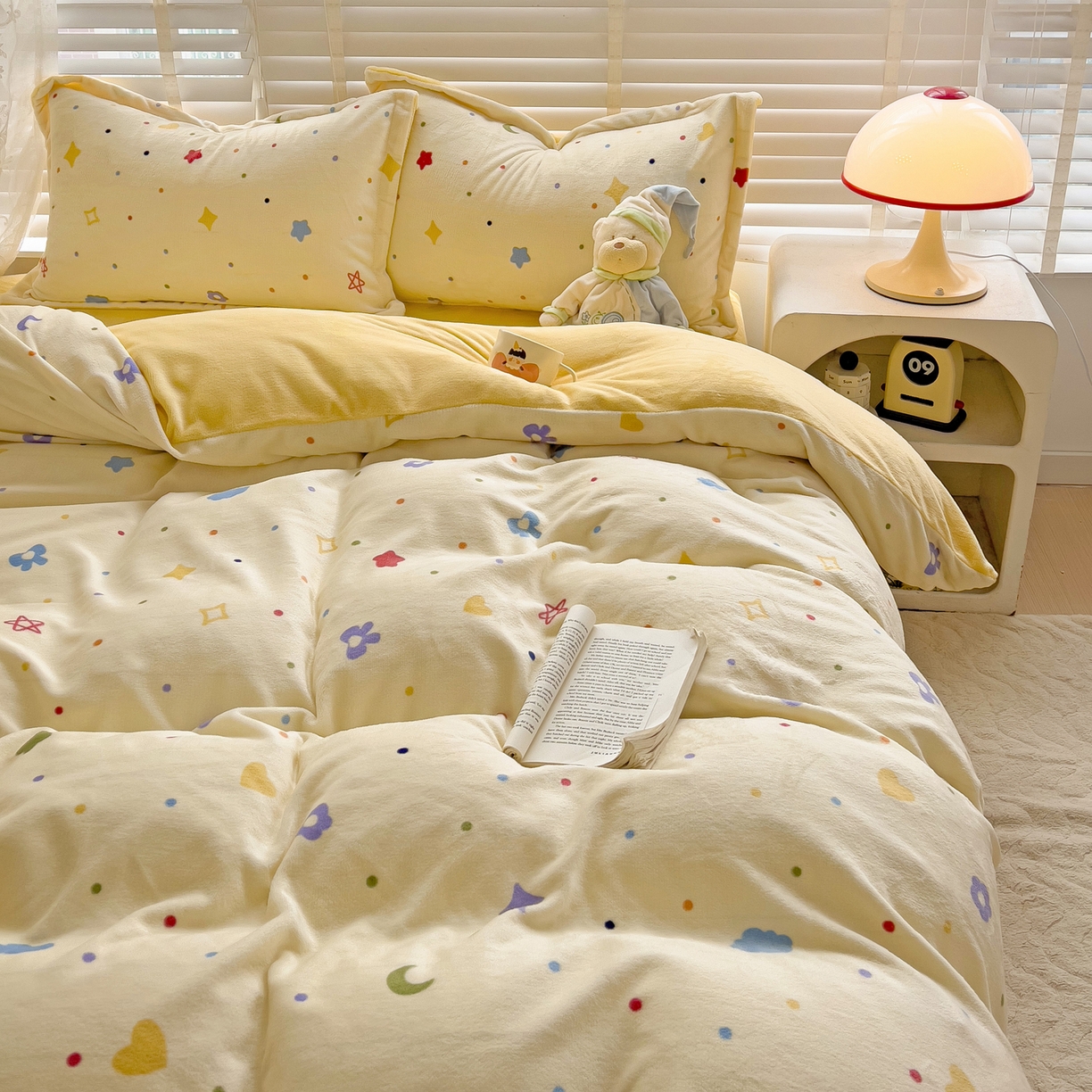 91家纺网 家纺一手货源 找家纺 启发 2025新款高克重小清新牛奶绒印花四件套 童话星空