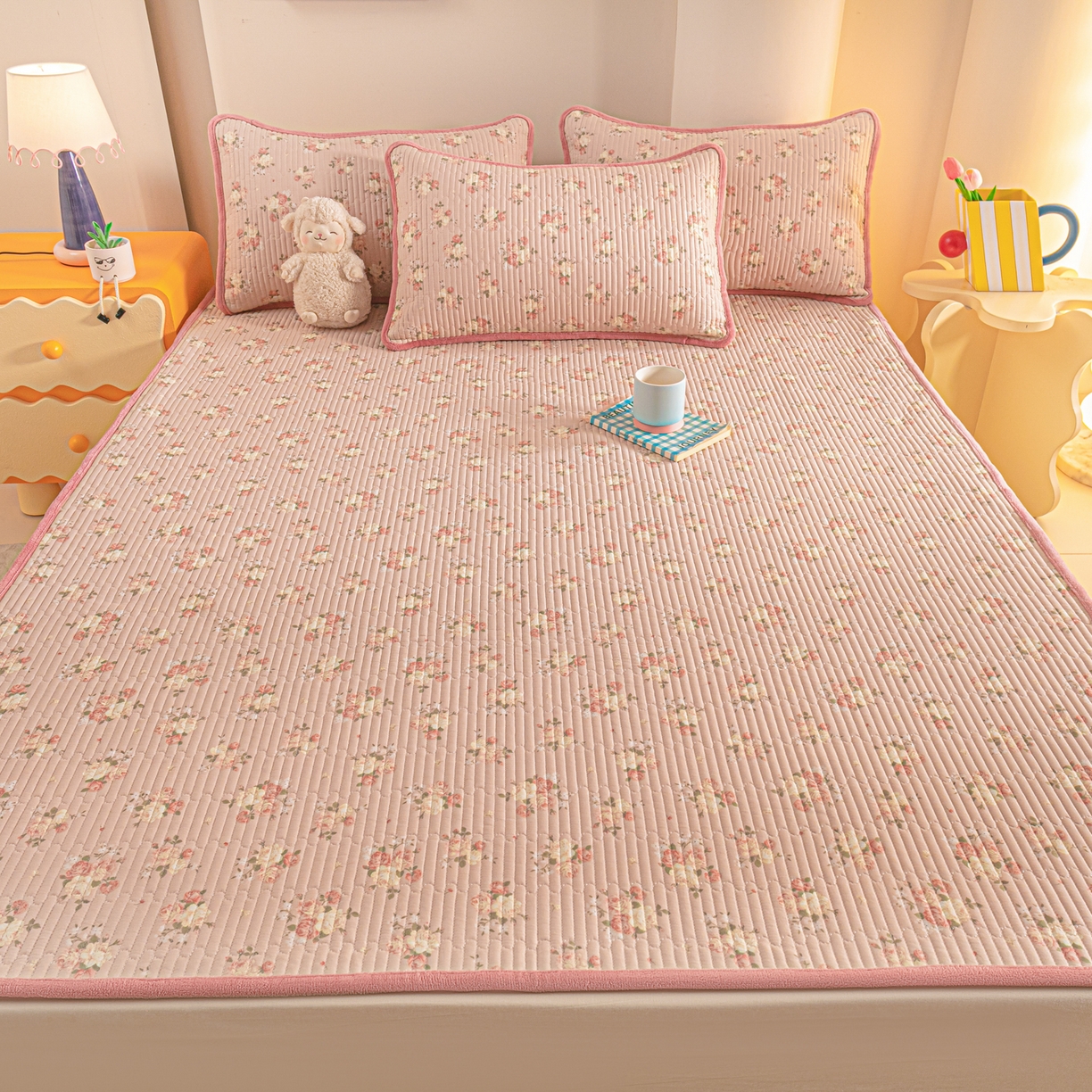 91家纺网 家纺一手货源 找家纺 恒尚居 2025新款A版全棉B版牛奶绒夹棉床褥垫A类四季可用学生床垫-秋冬款三件套系列二 晚庭粉【A纯棉-B牛奶绒】