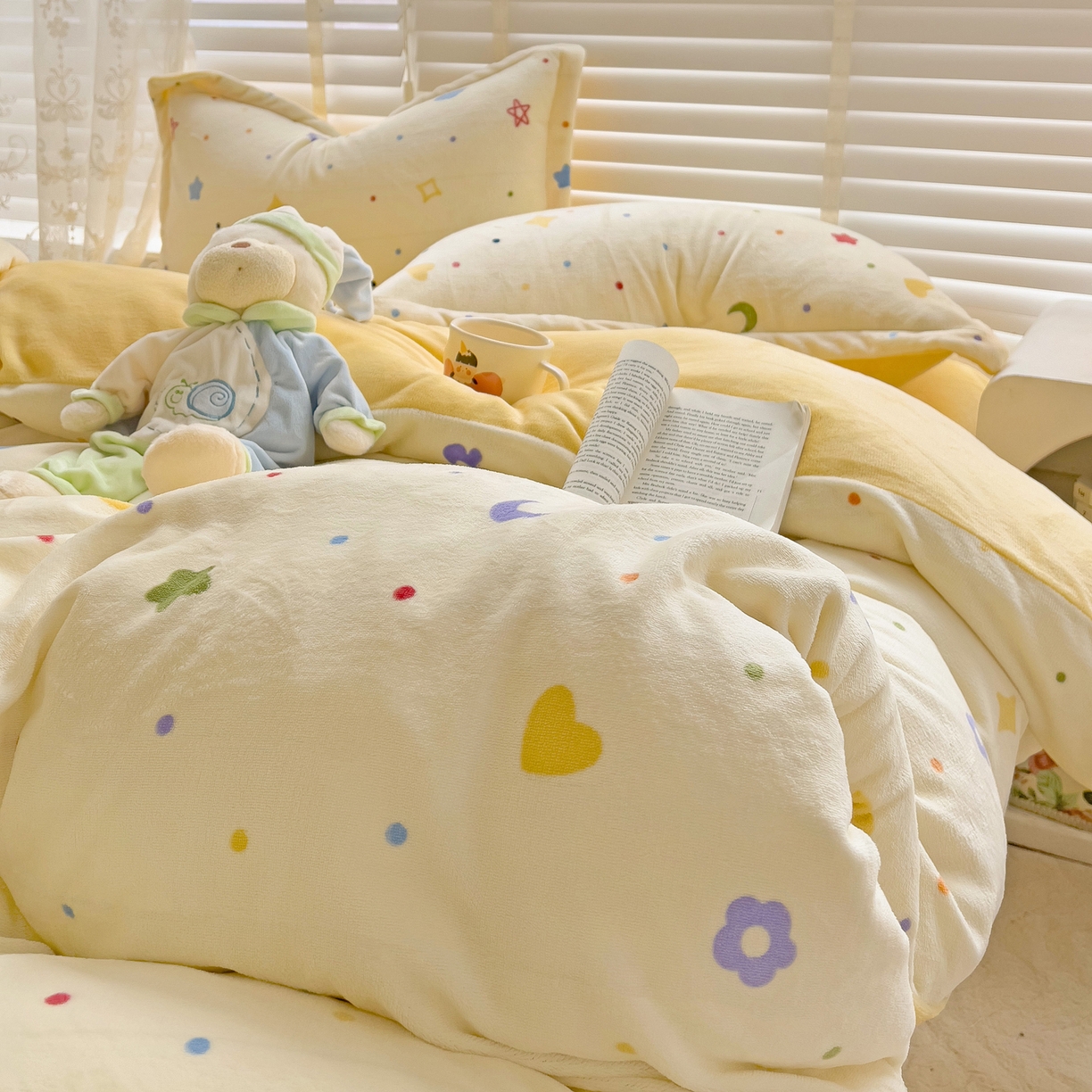 91家纺网 家纺一手货源 找家纺 启发 2025新款高克重小清新牛奶绒印花四件套 童话星空