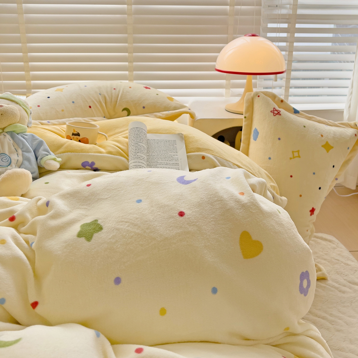 91家纺网 家纺一手货源 找家纺 启发 2025新款高克重小清新牛奶绒印花四件套 童话星空