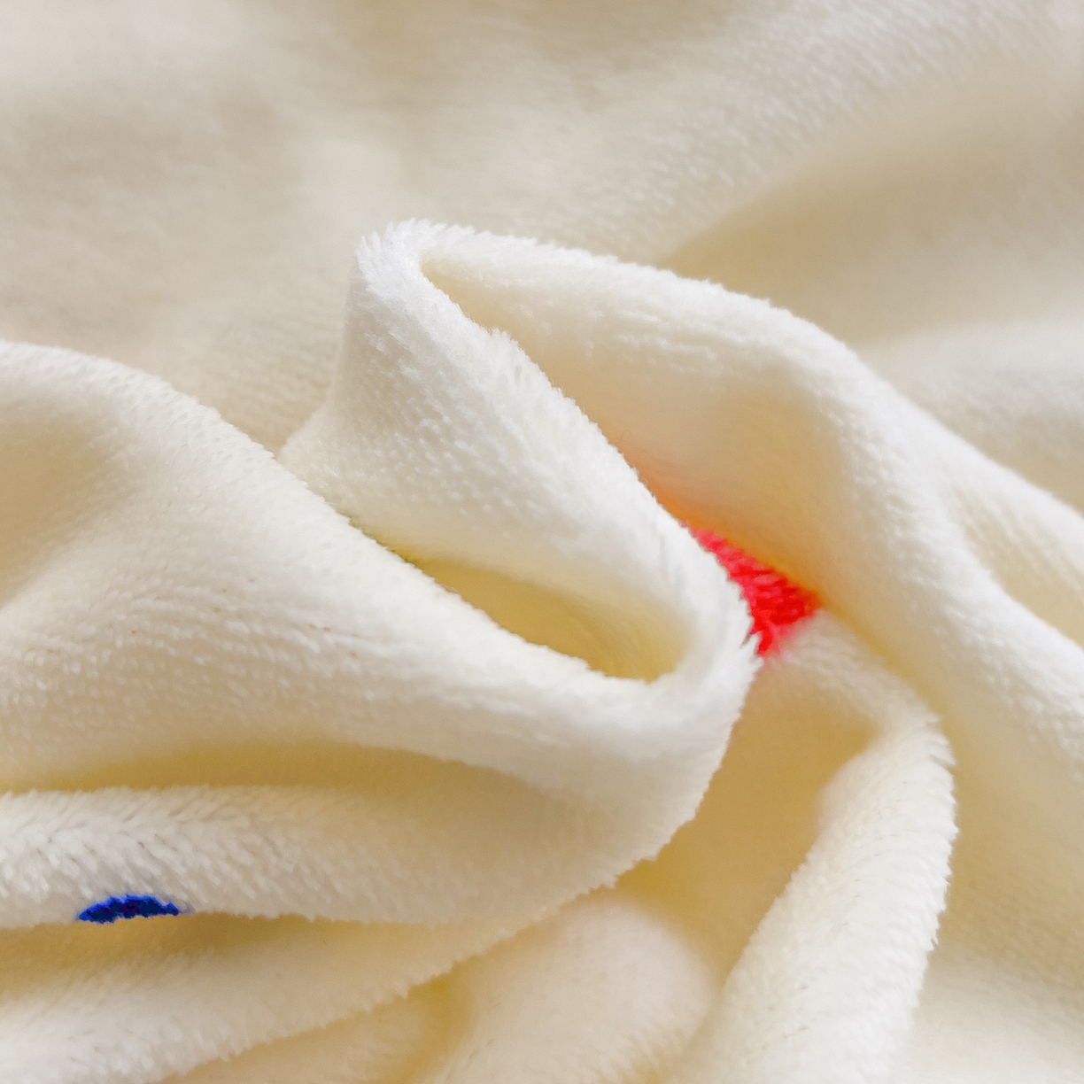 91家纺网 家纺一手货源 找家纺 启发 2025新款高克重小清新牛奶绒印花四件套 童话星空