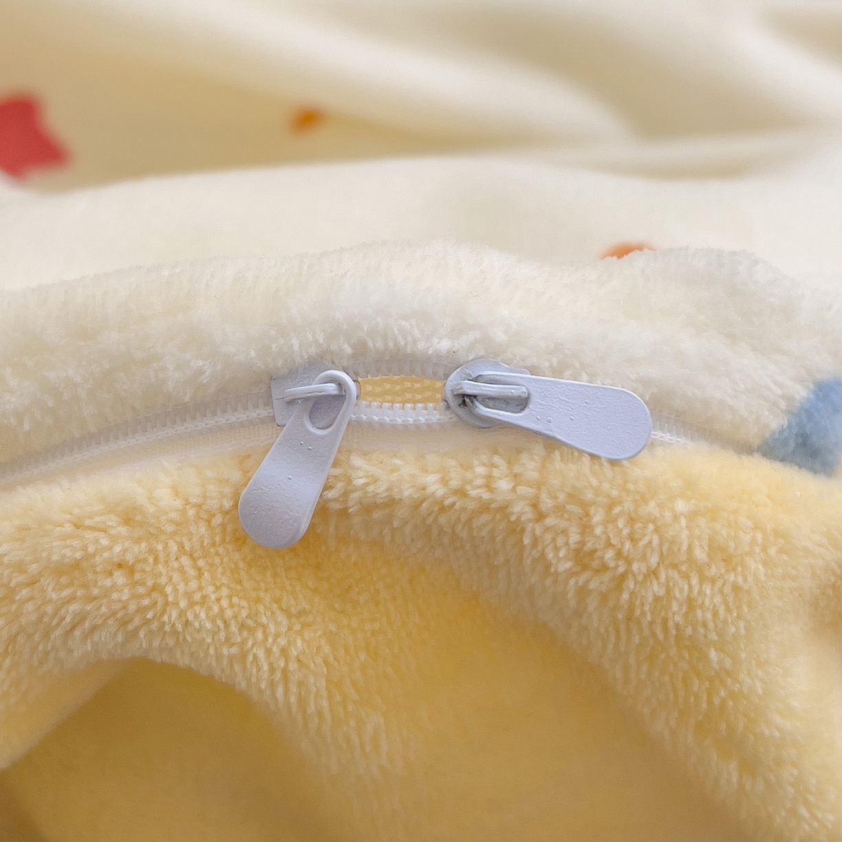 91家纺网 家纺一手货源 找家纺 启发 2025新款高克重小清新牛奶绒印花四件套 童话星空