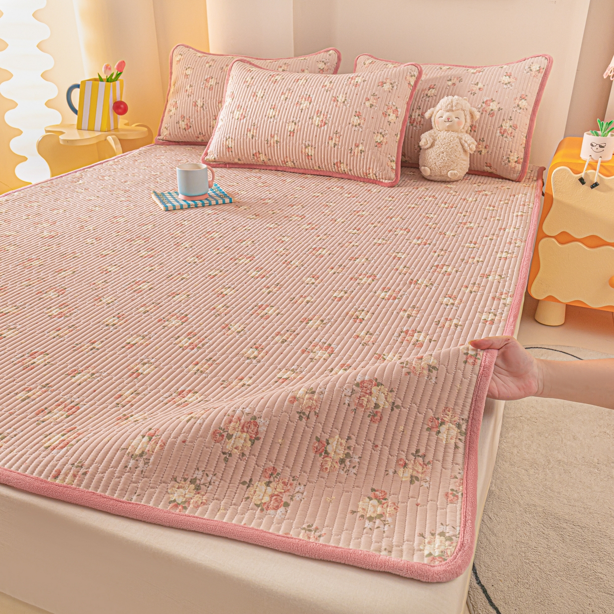 91家纺网 家纺一手货源 找家纺 恒尚居 2025新款A版全棉B版牛奶绒夹棉床褥垫A类四季可用学生床垫-秋冬款三件套系列二 晚庭粉【A纯棉-B牛奶绒】