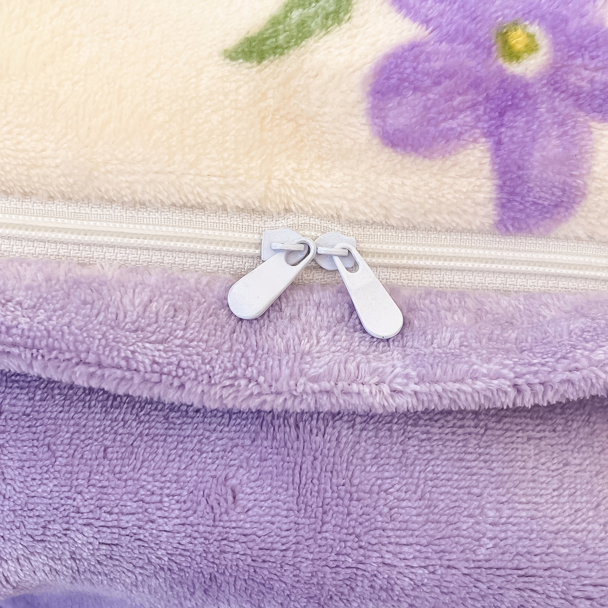 91家纺网 家纺一手货源 找家纺 启发 2025新款高克重小清新牛奶绒印花四件套 娴雅华韵