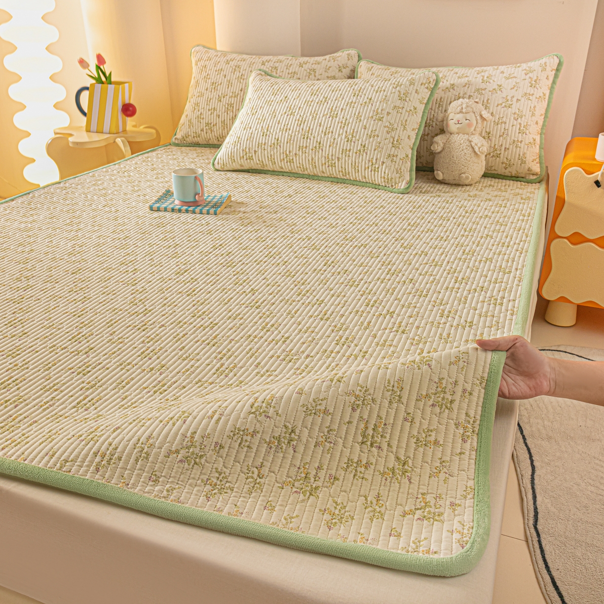 91家纺网 家纺一手货源 找家纺 恒尚居 2025新款A版全棉B版牛奶绒夹棉床褥垫A类四季可用学生床垫-秋冬款三件套系列二 香草园【A纯棉-B牛奶绒】