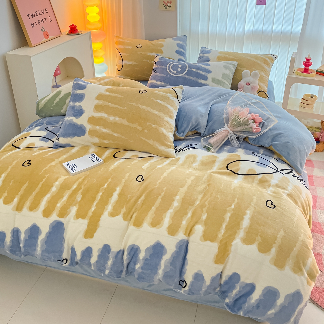 91家纺网 家纺一手货源 找家纺 启发 2025新款高克重小清新牛奶绒印花四件套 笑脸