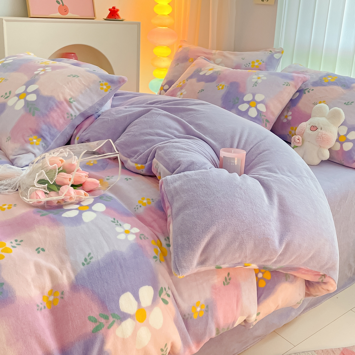 91家纺网 家纺一手货源 找家纺 启发 2025新款高克重小清新牛奶绒印花四件套 炫彩花朵