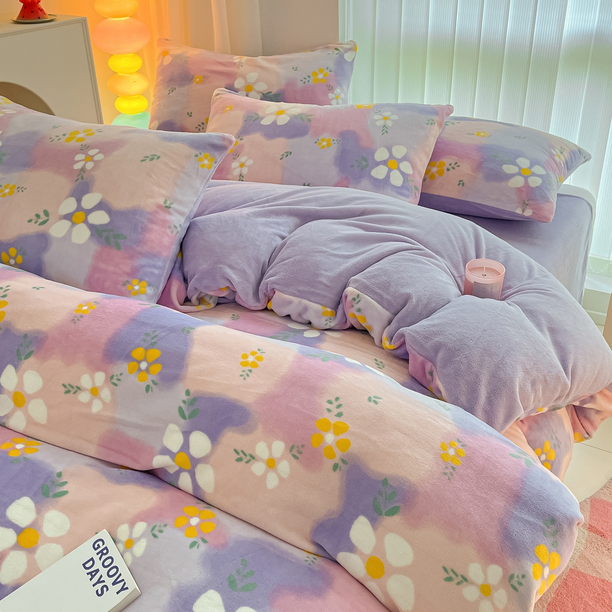 91家纺网 家纺一手货源 找家纺 启发 2025新款高克重小清新牛奶绒印花四件套 炫彩花朵