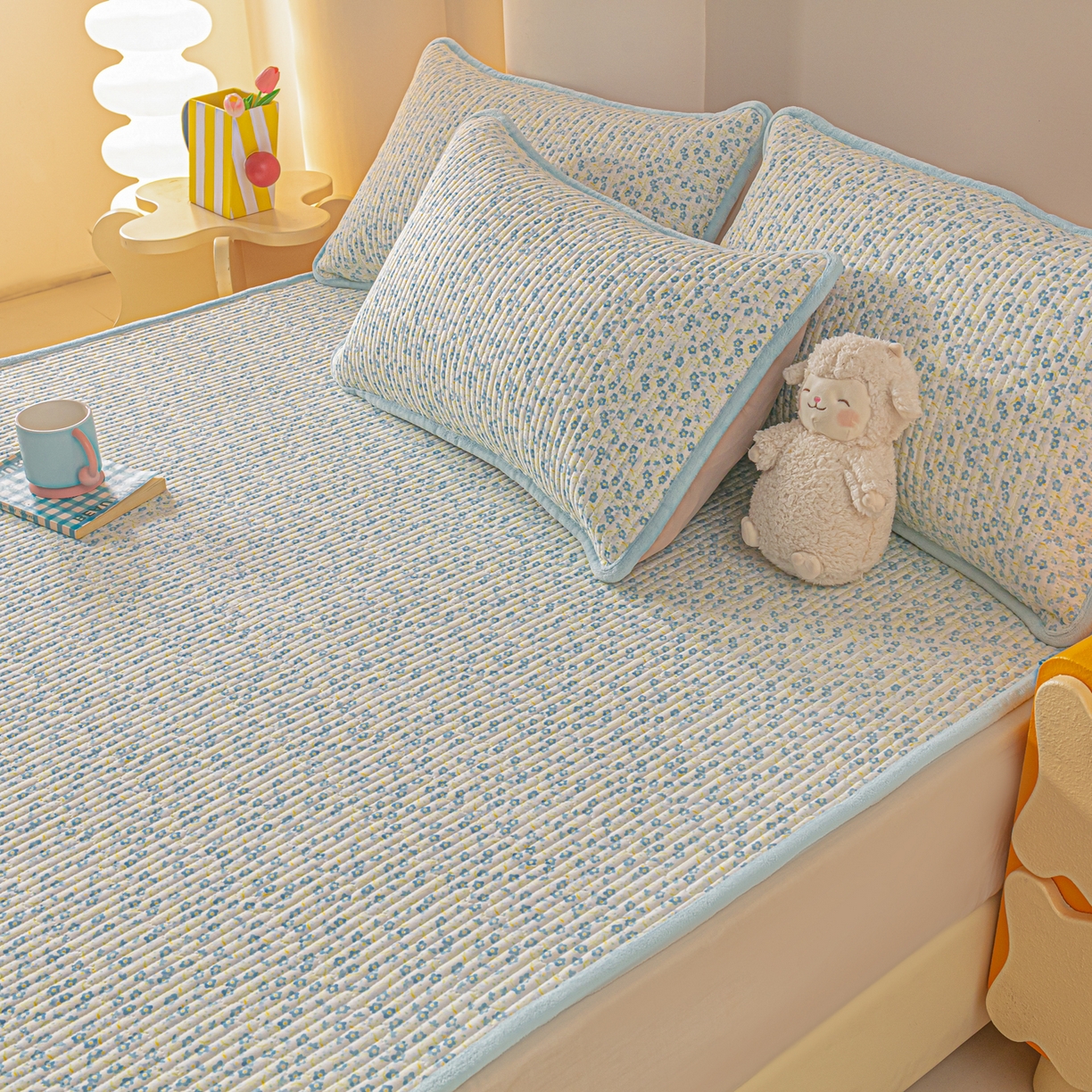 91家纺网 家纺一手货源 找家纺 恒尚居 2025新款A版全棉B版牛奶绒夹棉床褥垫A类四季可用学生床垫-秋冬款三件套系列二 雪兰【A纯棉-B牛奶绒】