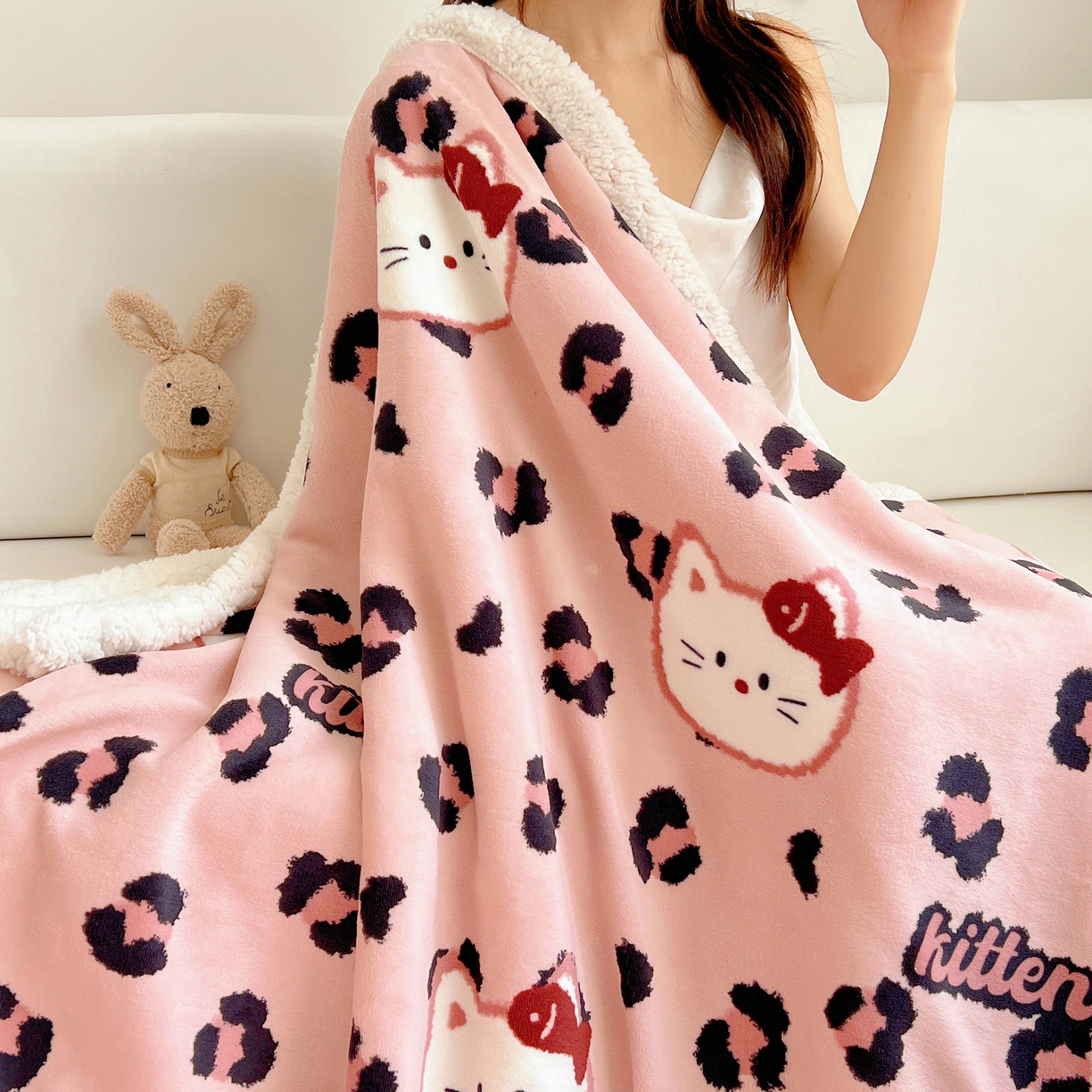 91家纺网 家纺一手货源 找家纺 （总）桃子家居 2025新款A类ins小清新少女可爱奶油猫咪卡通加厚牛奶绒羊羔绒毛毯多功能毛毯