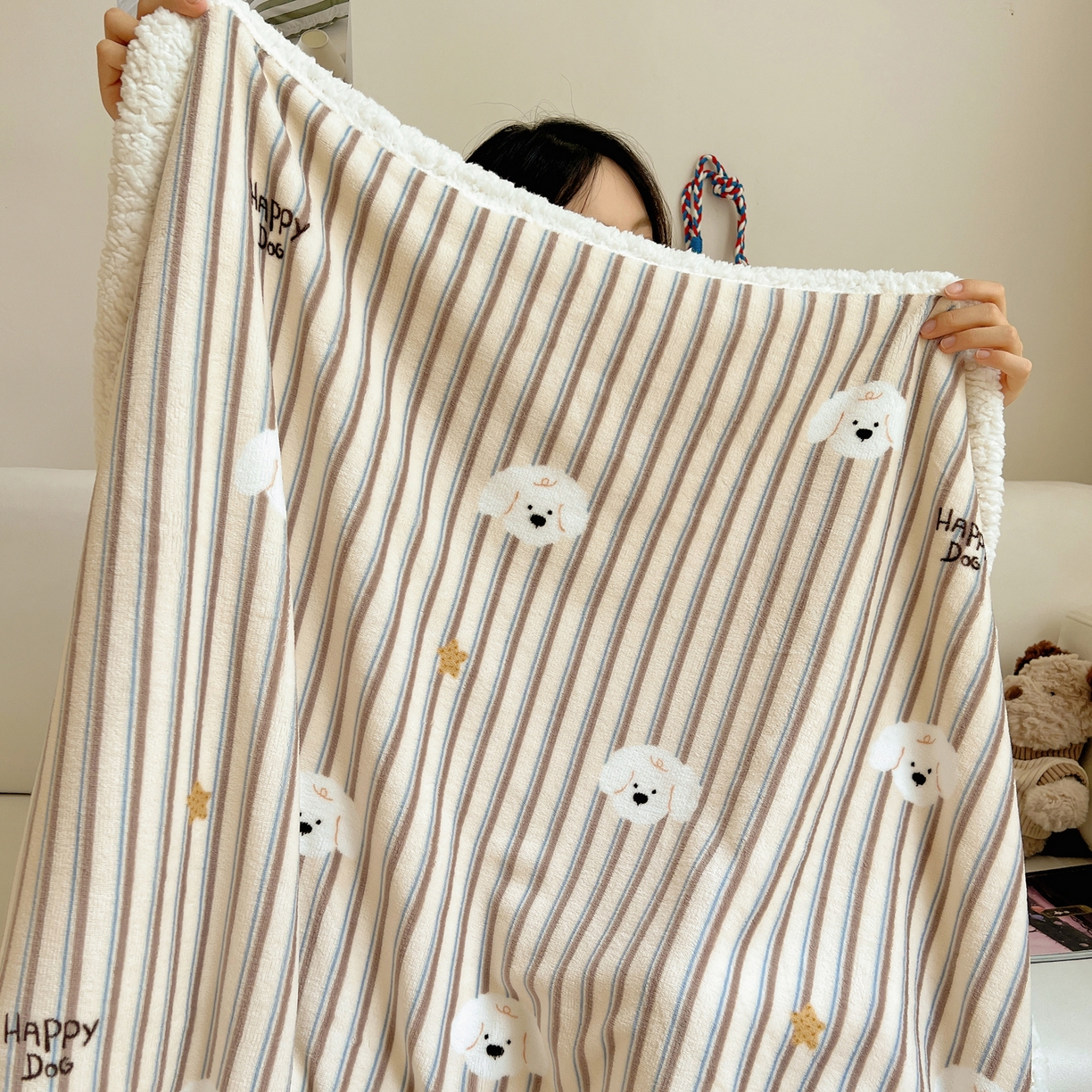 91家纺网 家纺一手货源 找家纺 （总）桃子家居 2025新款A类ins小清新少女可爱奶油猫咪卡通加厚牛奶绒羊羔绒毛毯多功能毛毯