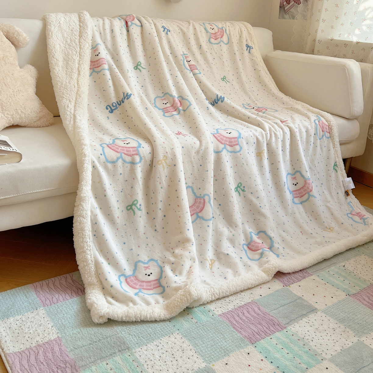 91家纺网 家纺一手货源 找家纺 桃子家居 2025新款A类ins小清新少女可爱奶油猫咪卡通加厚牛奶绒羊羔绒毛毯多功能毛毯 绒毛毯-MT彩甜小狗