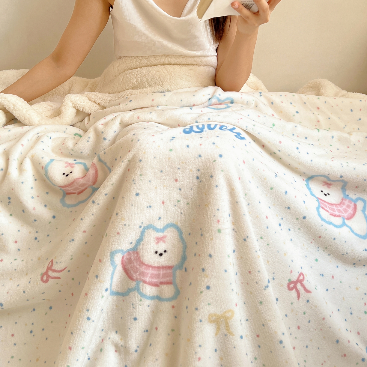 91家纺网 家纺一手货源 找家纺 桃子家居 2025新款A类ins小清新少女可爱奶油猫咪卡通加厚牛奶绒羊羔绒毛毯多功能毛毯 绒毛毯-MT彩甜小狗