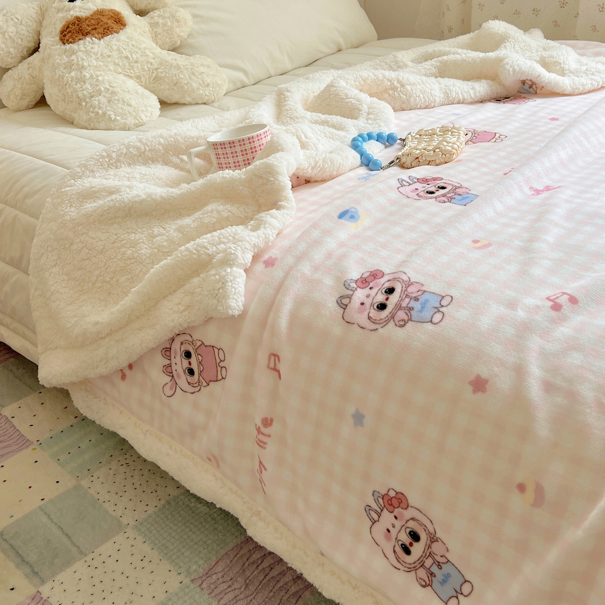 91家纺网 家纺一手货源 找家纺 桃子家居 2025新款A类ins小清新少女可爱奶油猫咪卡通加厚牛奶绒羊羔绒毛毯多功能毛毯 绒毛毯-MT粉格可可