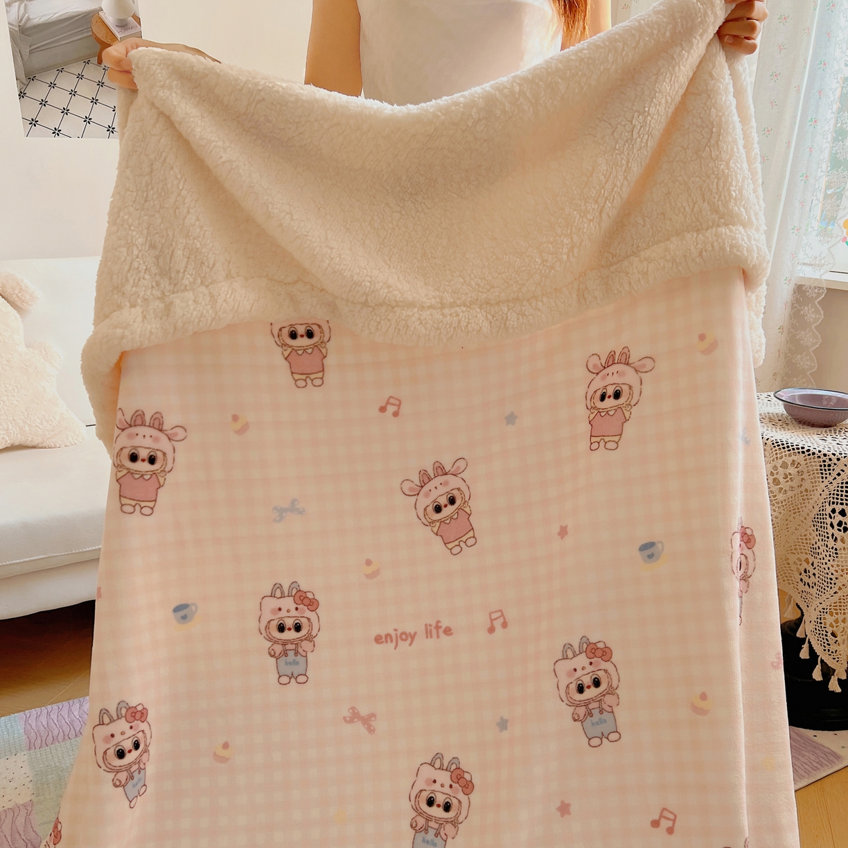 91家纺网 家纺一手货源 找家纺 桃子家居 2025新款A类ins小清新少女可爱奶油猫咪卡通加厚牛奶绒羊羔绒毛毯多功能毛毯 绒毛毯-MT粉格可可