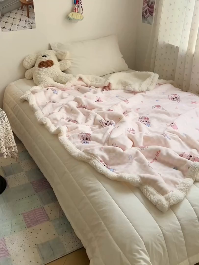 91家纺网 家纺一手货源 找家纺 桃子家居 2025新款A类ins小清新少女可爱奶油猫咪卡通加厚牛奶绒羊羔绒毛毯多功能毛毯 绒毛毯-MT粉格可可