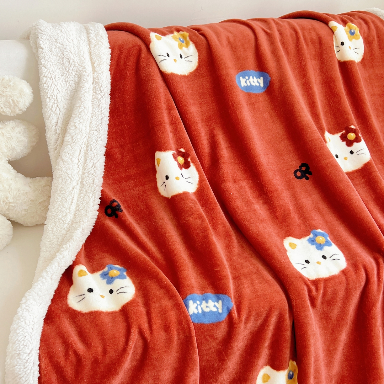 91家纺网 家纺一手货源 找家纺 桃子家居 2025新款A类ins小清新少女可爱奶油猫咪卡通加厚牛奶绒羊羔绒毛毯多功能毛毯 绒毛毯-MT花花喵