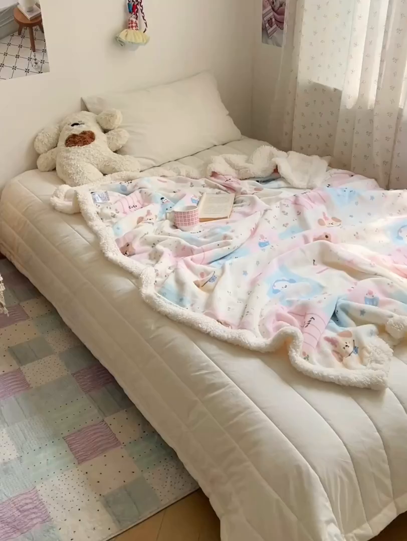 91家纺网 家纺一手货源 找家纺 桃子家居 2025新款A类ins小清新少女可爱奶油猫咪卡通加厚牛奶绒羊羔绒毛毯多功能毛毯 绒毛毯-MT花满屋