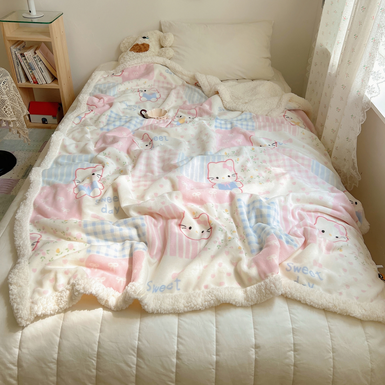 91家纺网 家纺一手货源 找家纺 桃子家居 2025新款A类ins小清新少女可爱奶油猫咪卡通加厚牛奶绒羊羔绒毛毯多功能毛毯 绒毛毯-MT花小猫