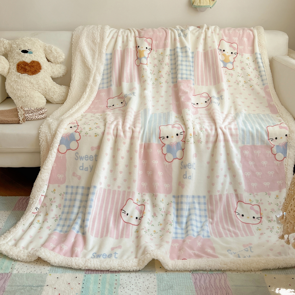 91家纺网 家纺一手货源 找家纺 桃子家居 2025新款A类ins小清新少女可爱奶油猫咪卡通加厚牛奶绒羊羔绒毛毯多功能毛毯 绒毛毯-MT花小猫