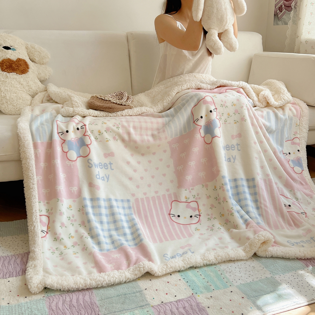 91家纺网 家纺一手货源 找家纺 桃子家居 2025新款A类ins小清新少女可爱奶油猫咪卡通加厚牛奶绒羊羔绒毛毯多功能毛毯 绒毛毯-MT花小猫