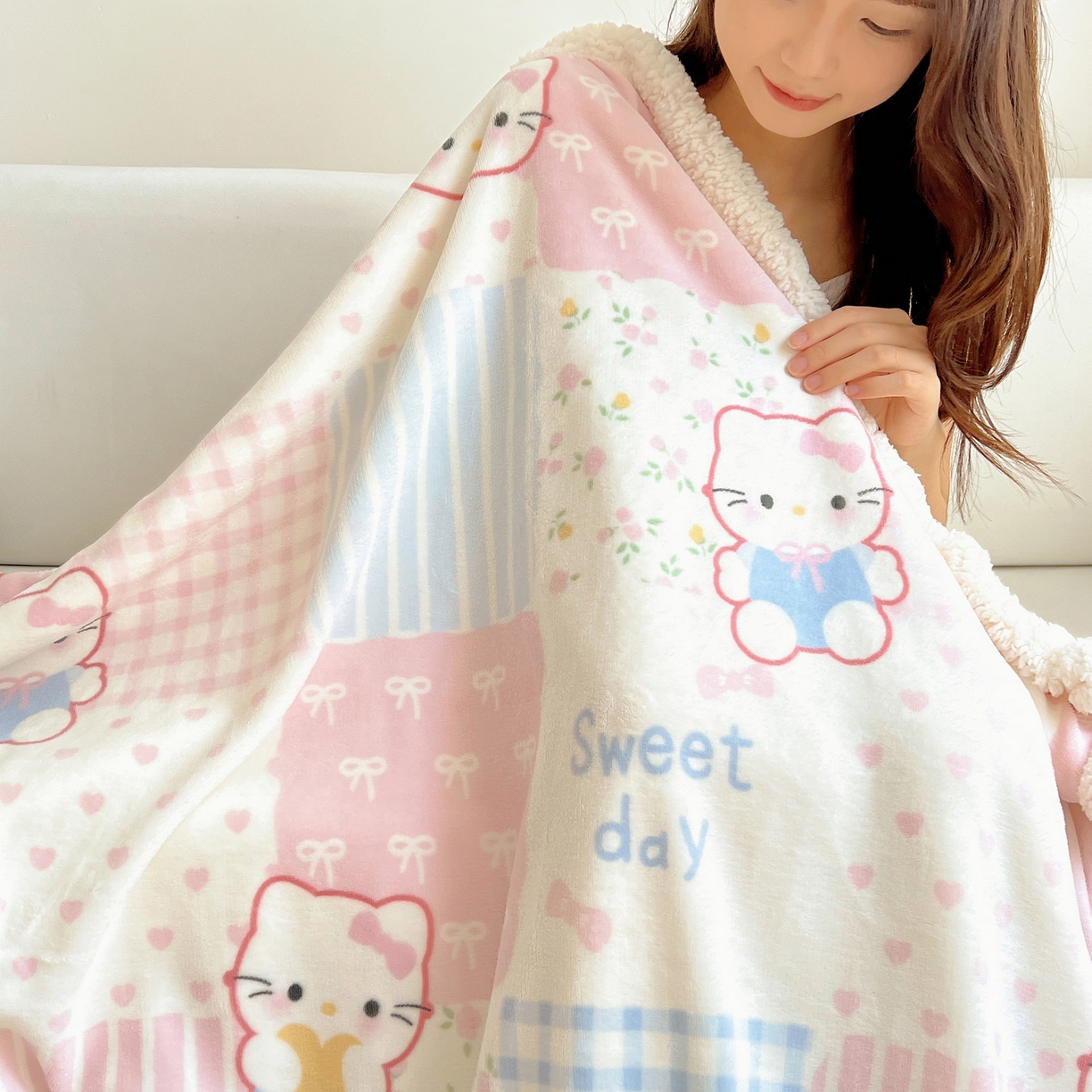 91家纺网 家纺一手货源 找家纺 桃子家居 2025新款A类ins小清新少女可爱奶油猫咪卡通加厚牛奶绒羊羔绒毛毯多功能毛毯 绒毛毯-MT花小猫