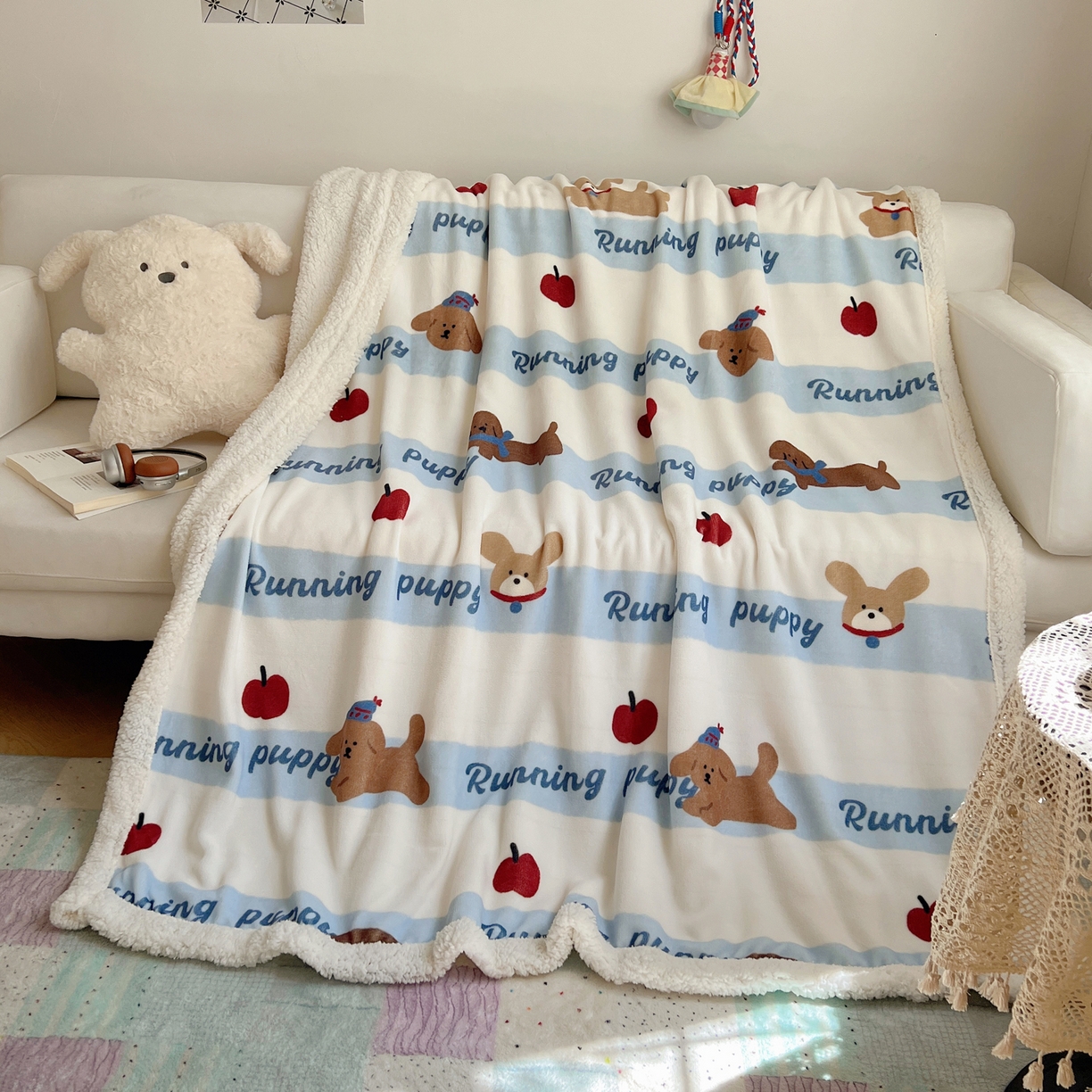 91家纺网 家纺一手货源 找家纺 桃子家居 2025新款A类ins小清新少女可爱奶油猫咪卡通加厚牛奶绒羊羔绒毛毯多功能毛毯 绒毛毯-MT欢乐狗