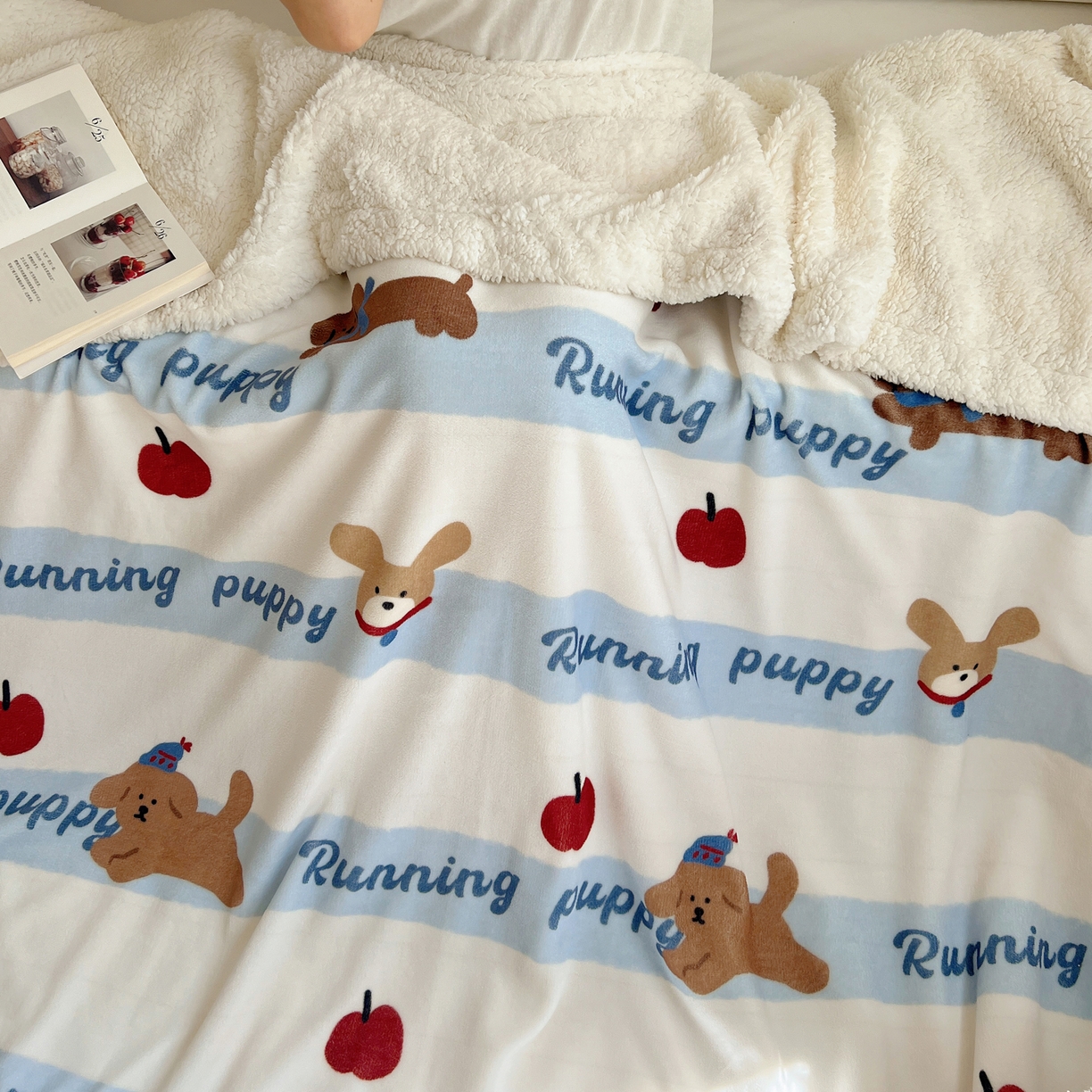 91家纺网 家纺一手货源 找家纺 桃子家居 2025新款A类ins小清新少女可爱奶油猫咪卡通加厚牛奶绒羊羔绒毛毯多功能毛毯 绒毛毯-MT欢乐狗