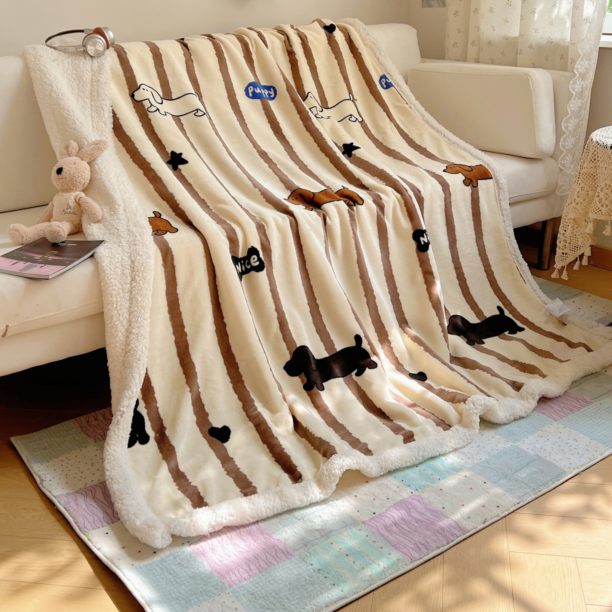 91家纺网 家纺一手货源 找家纺 桃子家居 2025新款A类ins小清新少女可爱奶油猫咪卡通加厚牛奶绒羊羔绒毛毯多功能毛毯 绒毛毯-MT咖条狗狗