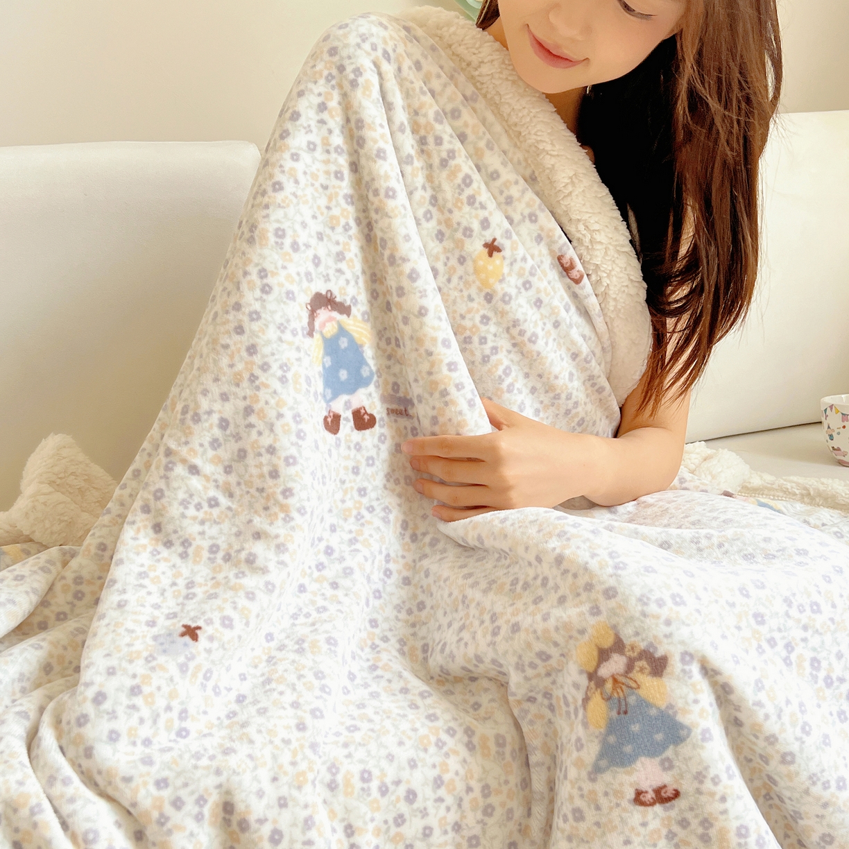 桃子家居 2025新款A类ins小清新少女可爱奶油猫咪卡通加厚牛奶绒羊羔绒毛毯多功能毛毯 绒毛毯-MT可爱女孩