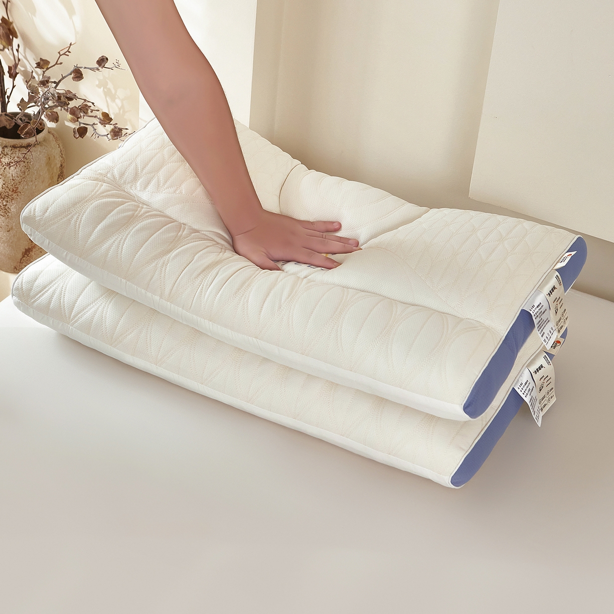 91家纺网 家纺一手货源 找家纺 （总）鼎晟纺 2025新款氧SPA护颈枕学生枕头成人枕芯