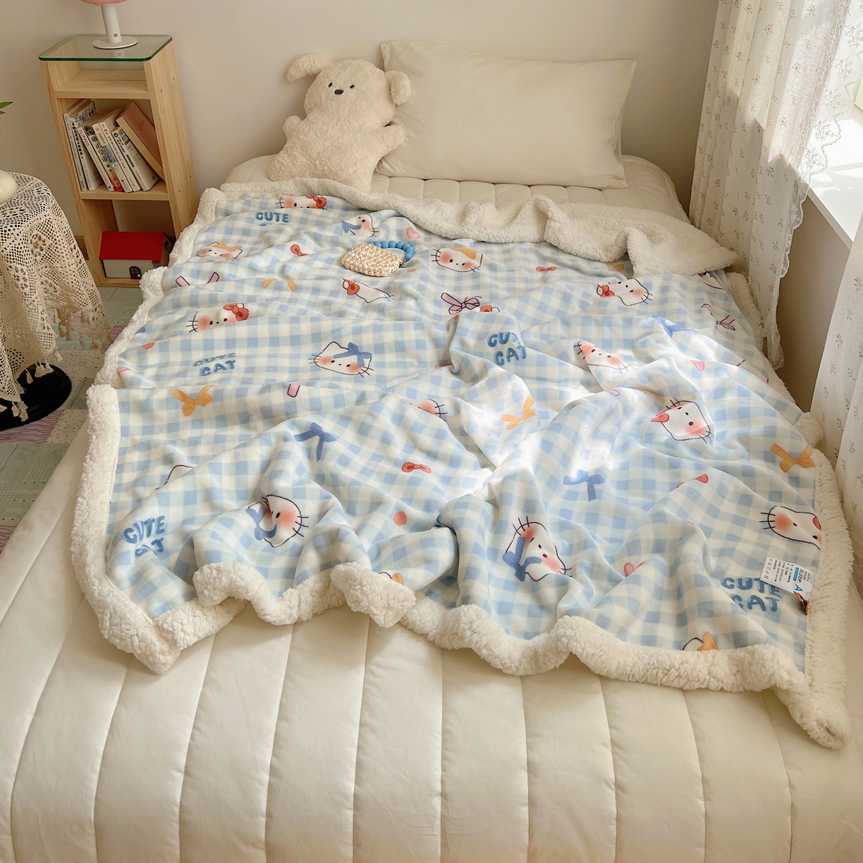 91家纺网 家纺一手货源 找家纺 桃子家居 2025新款A类ins小清新少女可爱奶油猫咪卡通加厚牛奶绒羊羔绒毛毯多功能毛毯 绒毛毯-MT蓝格喵喵