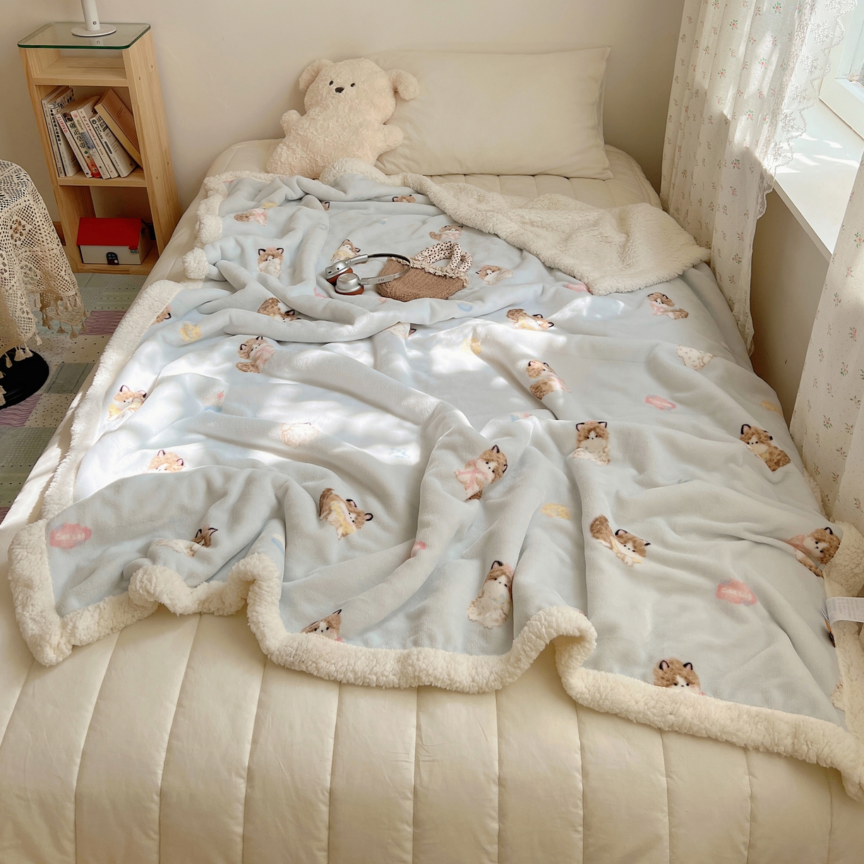 91家纺网 家纺一手货源 找家纺 桃子家居 2025新款A类ins小清新少女可爱奶油猫咪卡通加厚牛奶绒羊羔绒毛毯多功能毛毯 绒毛毯-MT蓝色公主猫