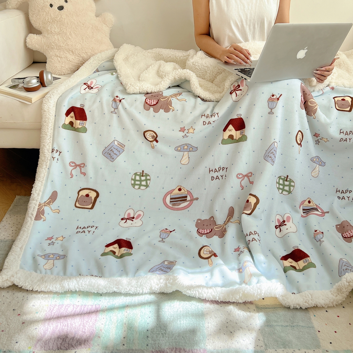 91家纺网 家纺一手货源 找家纺 桃子家居 2025新款A类ins小清新少女可爱奶油猫咪卡通加厚牛奶绒羊羔绒毛毯多功能毛毯 绒毛毯-MT蓝色日记