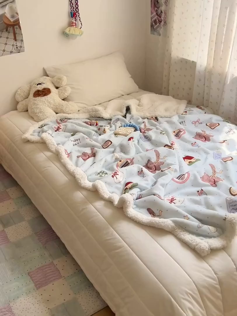 91家纺网 家纺一手货源 找家纺 桃子家居 2025新款A类ins小清新少女可爱奶油猫咪卡通加厚牛奶绒羊羔绒毛毯多功能毛毯 绒毛毯-MT蓝色日记