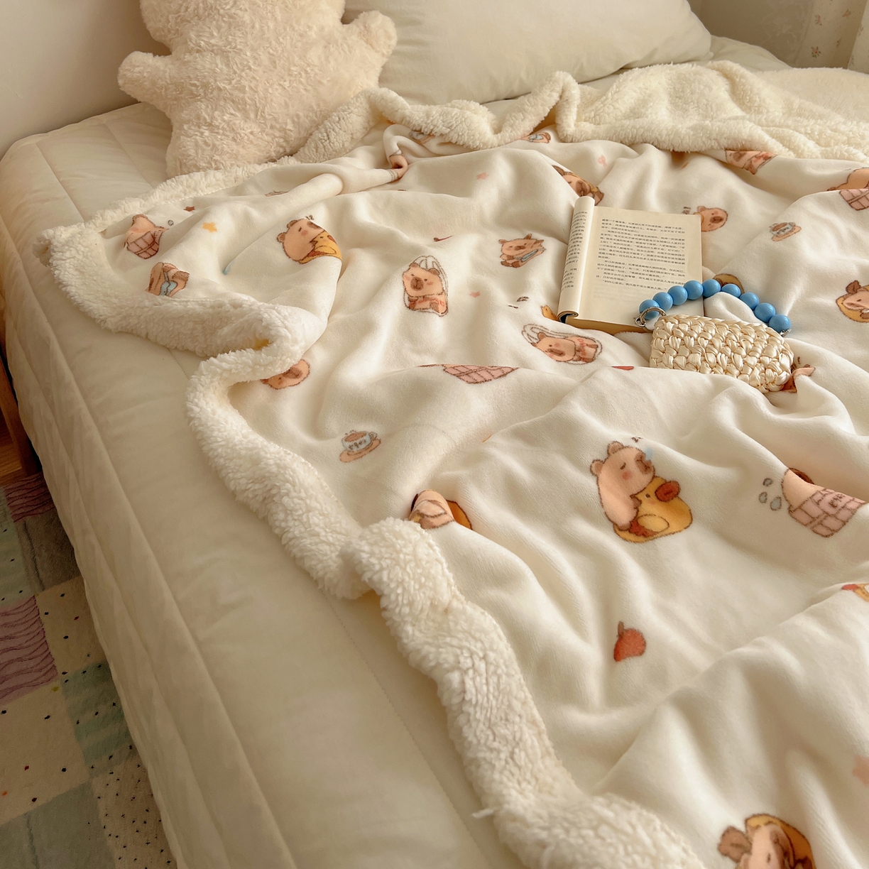 91家纺网 家纺一手货源 找家纺 桃子家居 2025新款A类ins小清新少女可爱奶油猫咪卡通加厚牛奶绒羊羔绒毛毯多功能毛毯 绒毛毯-MT乐乐鼠