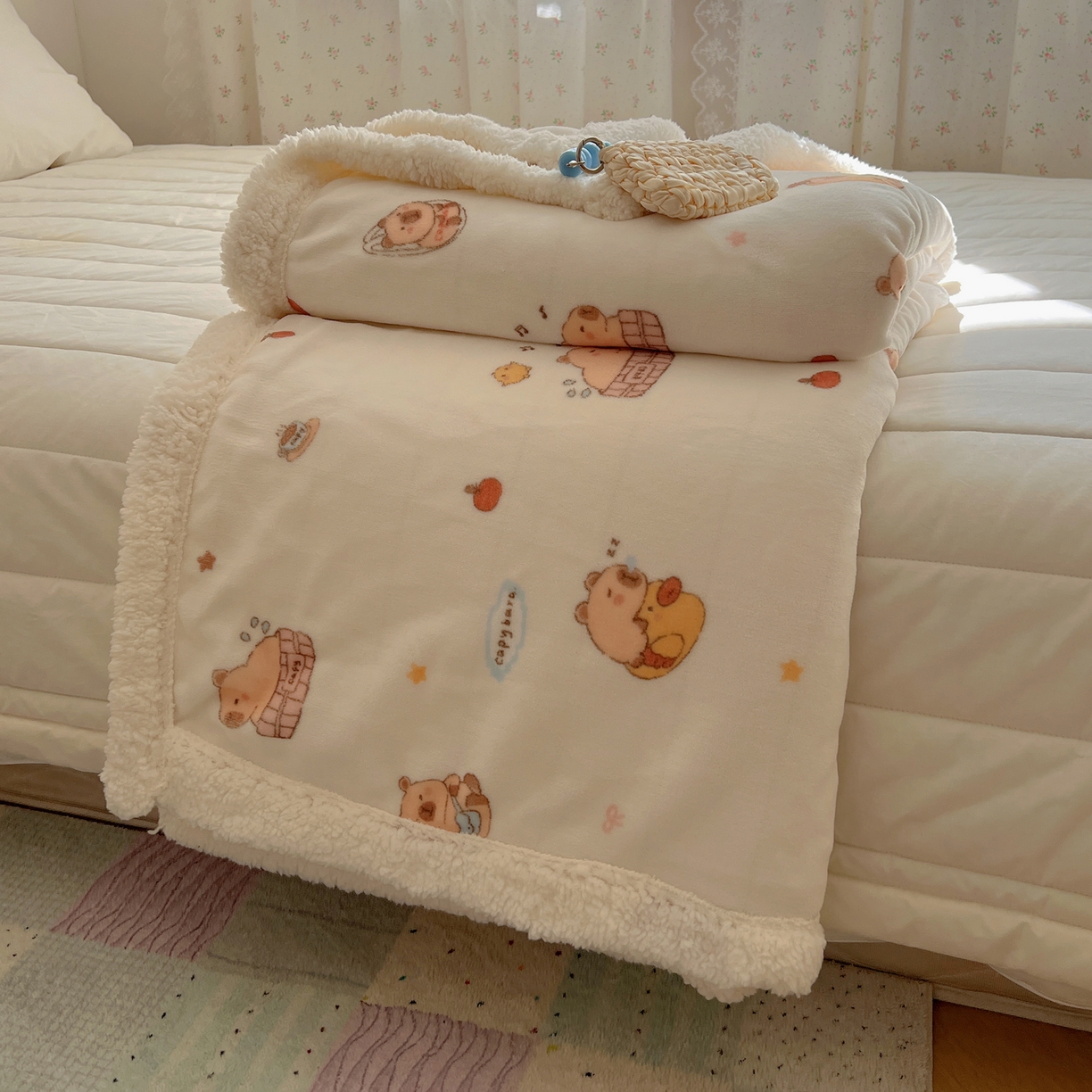 91家纺网 家纺一手货源 找家纺 桃子家居 2025新款A类ins小清新少女可爱奶油猫咪卡通加厚牛奶绒羊羔绒毛毯多功能毛毯 绒毛毯-MT乐乐鼠