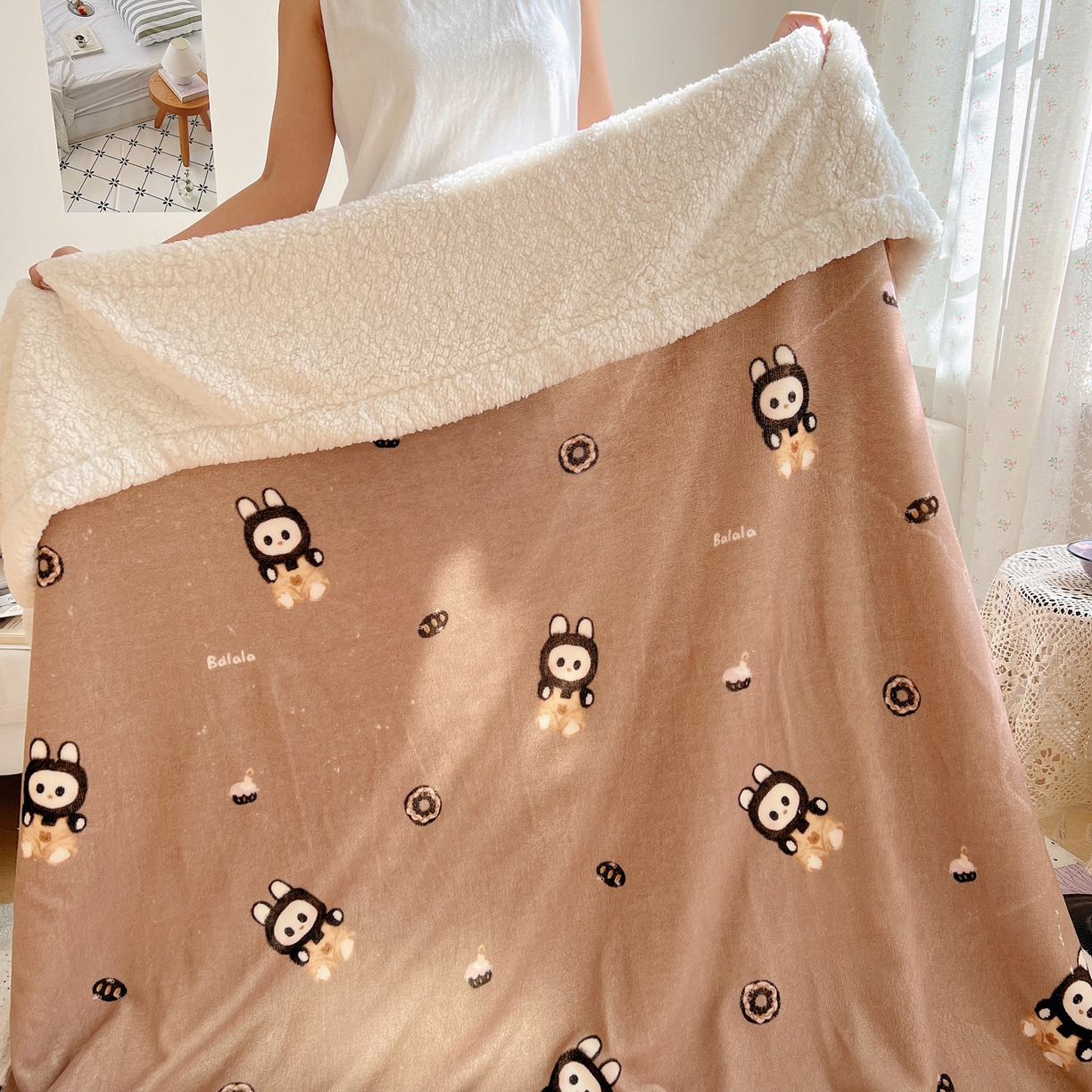 91家纺网 家纺一手货源 找家纺 桃子家居 2025新款A类ins小清新少女可爱奶油猫咪卡通加厚牛奶绒羊羔绒毛毯多功能毛毯 绒毛毯-MT奶咖布布