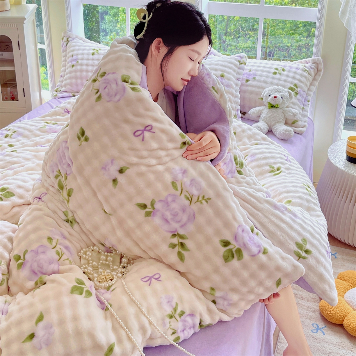 91家纺网 家纺一手货源 找家纺 凯儿家纺 2025新款兔毛牛奶泡泡绒四件套 花语柔情