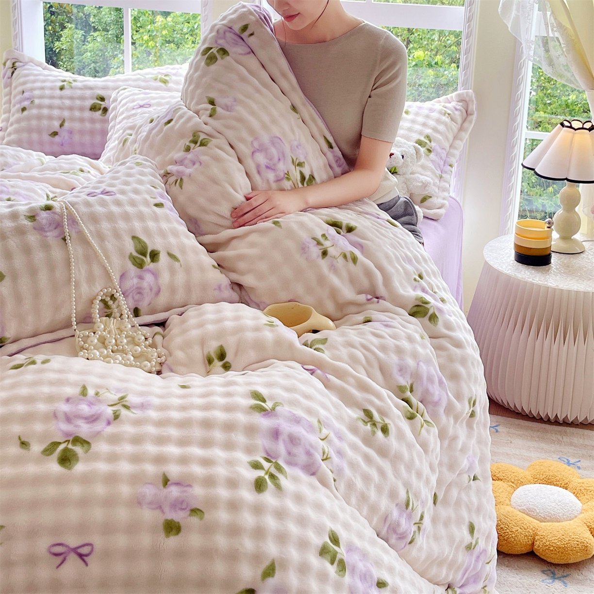 91家纺网 家纺一手货源 找家纺 凯儿家纺 2025新款兔毛牛奶泡泡绒四件套 花语柔情