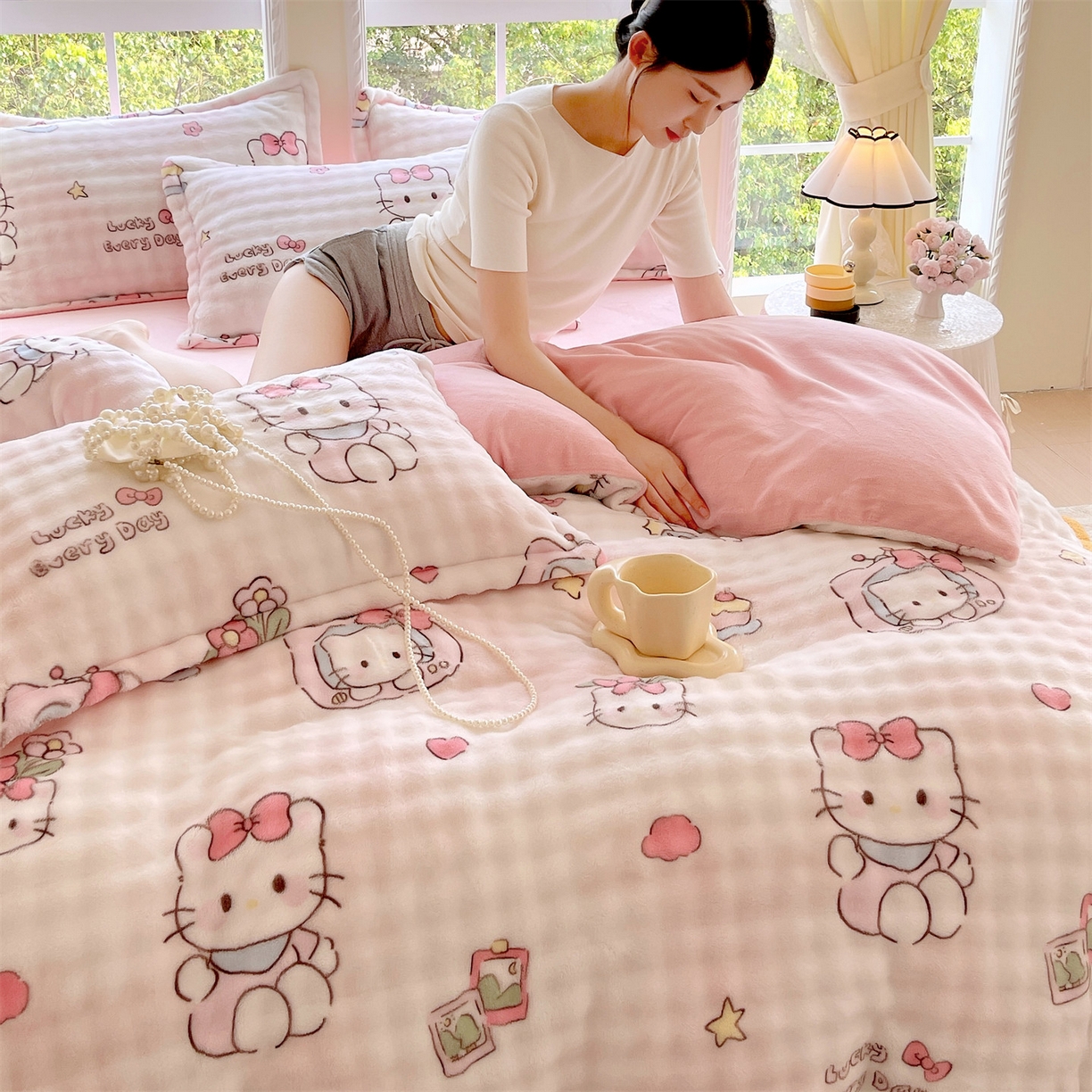 91家纺网 家纺一手货源 找家纺 凯儿家纺 2025新款兔毛牛奶泡泡绒四件套 可爱猫咪