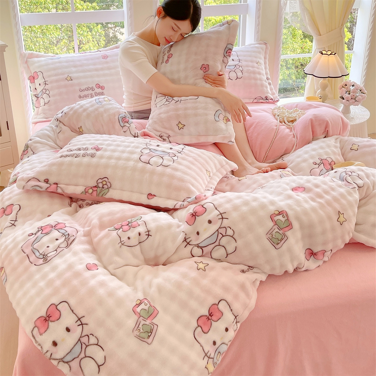 91家纺网 家纺一手货源 找家纺 凯儿家纺 2025新款兔毛牛奶泡泡绒四件套 可爱猫咪